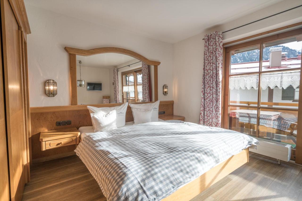 Ferienwohnungen Alpentraum - Landhaus Im Oberen Markt 奥伯斯特多夫 外观 照片